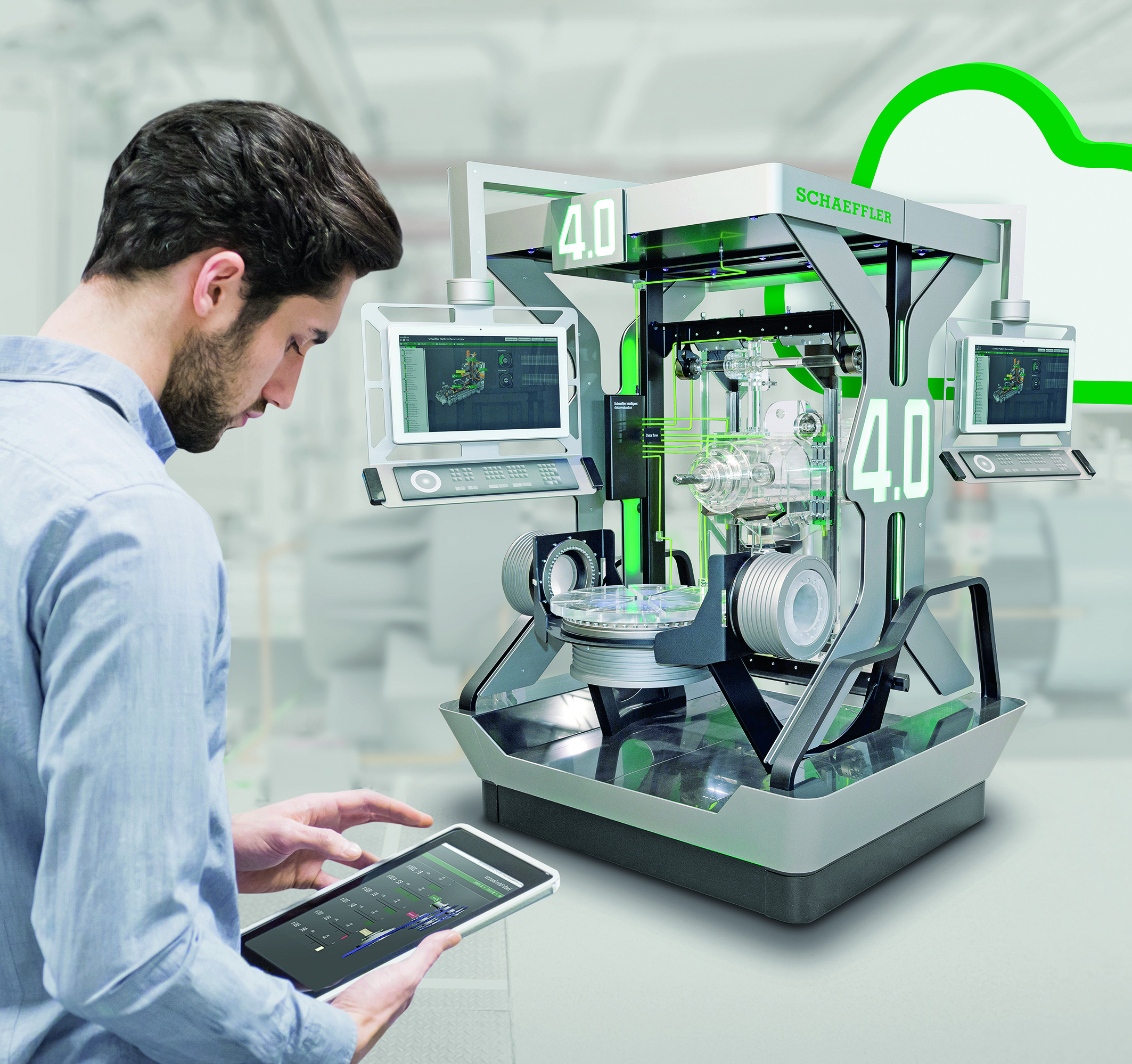 歐盟專員參觀舍弗勒展臺(tái)